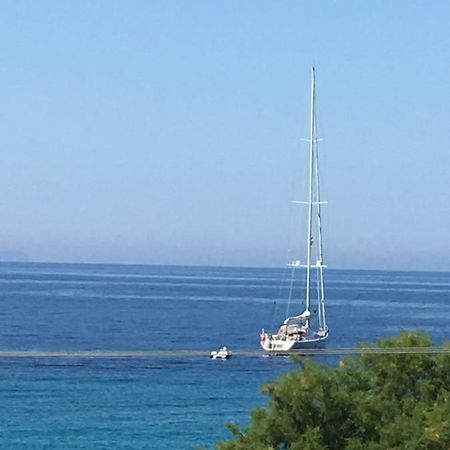 Irini Boutique Rooms!!! Himarë Eksteriør billede