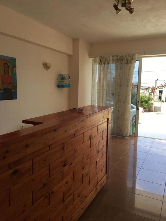 Irini Boutique Rooms!!! Himarë Eksteriør billede