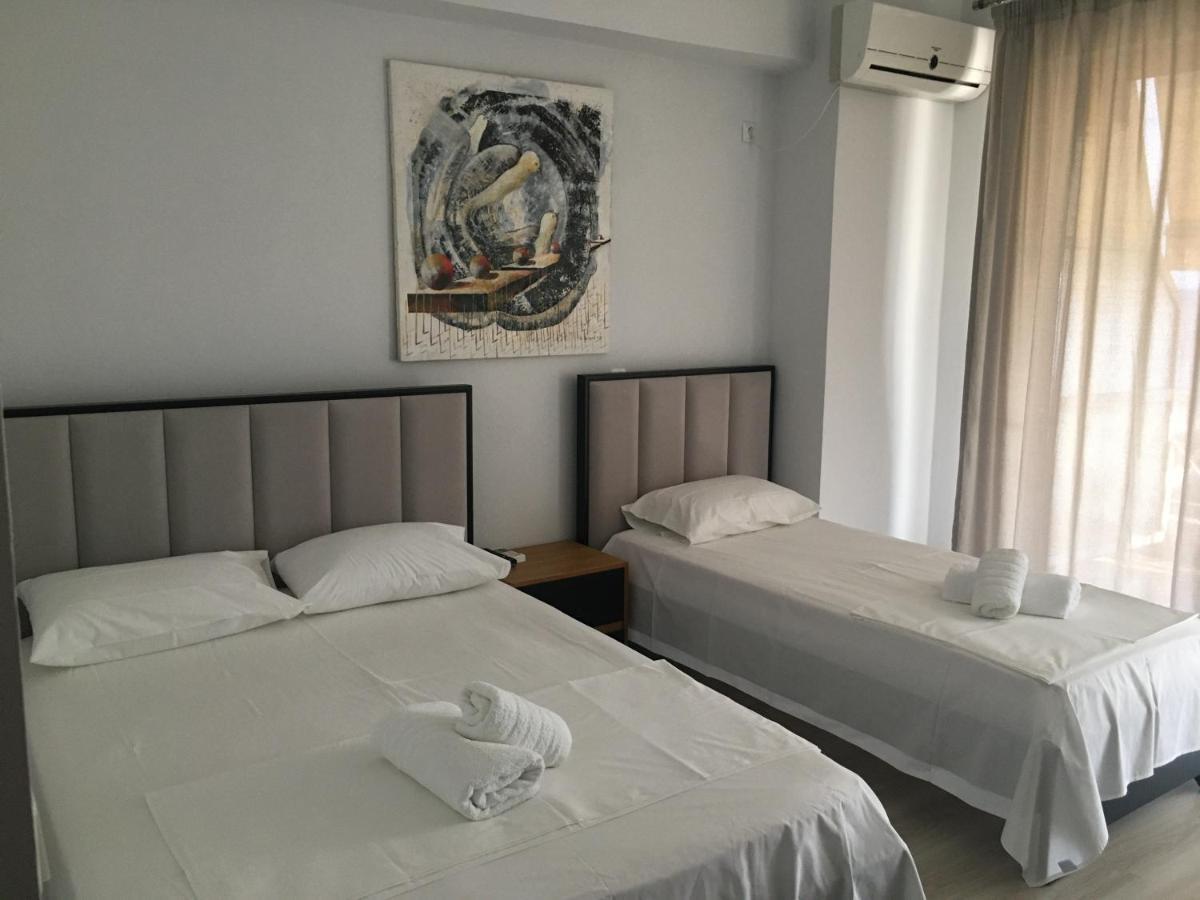 Irini Boutique Rooms!!! Himarë Eksteriør billede